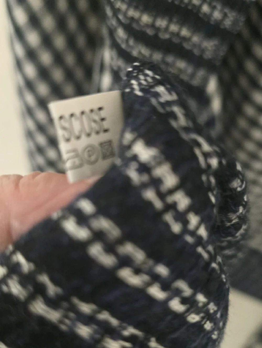 Black & White Check Scarf / Wrap